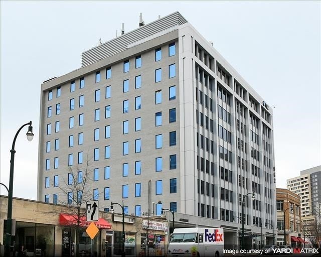 Atlantech Online Adds Another Lit Building in Silver Spring, MD with a New Fiber Install at Wayne Plaza